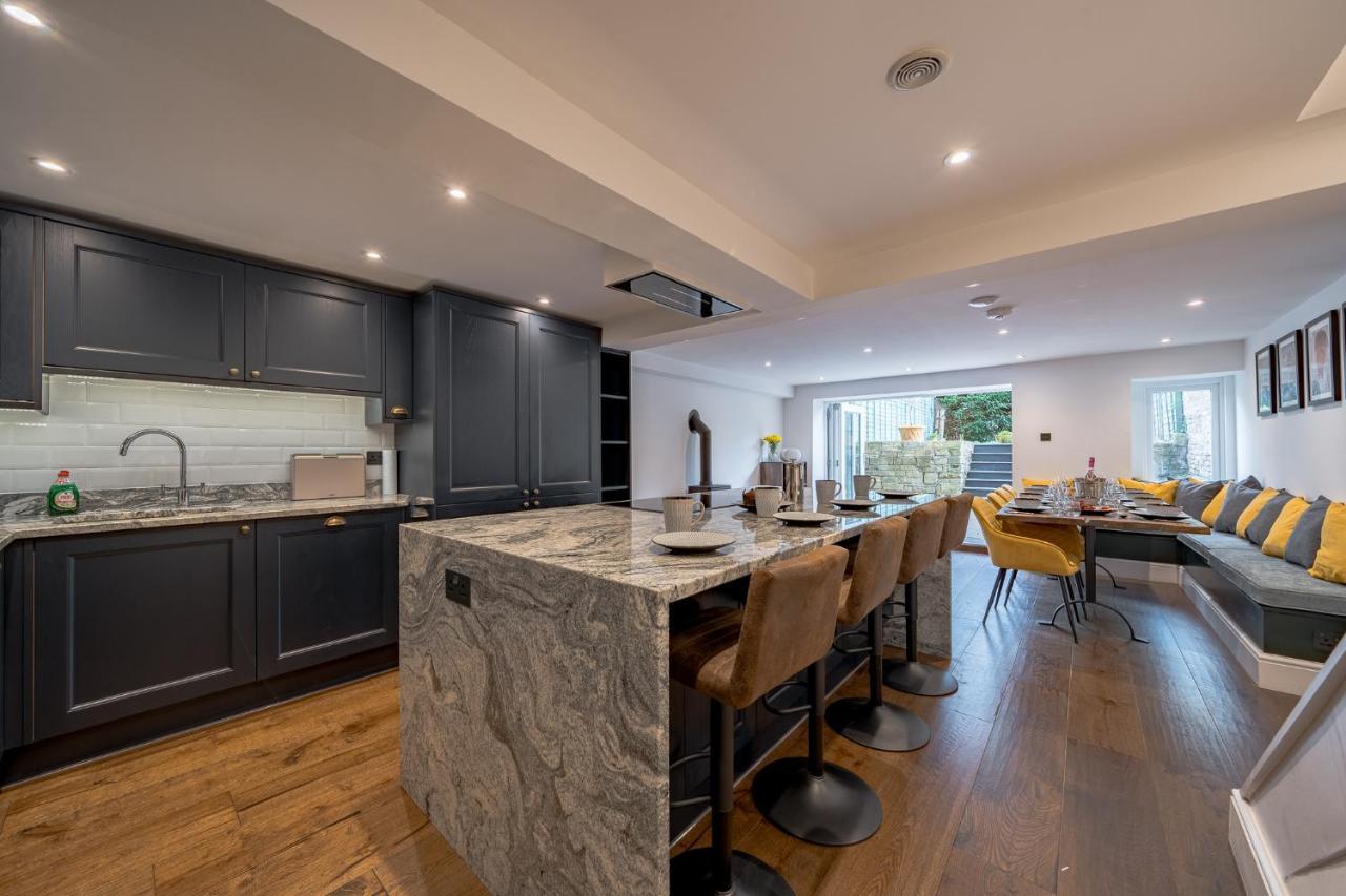 Luxurious Grand 6 Bedroom Home In Bath - Perfect For Groups & Sleeps 12! Kültér fotó