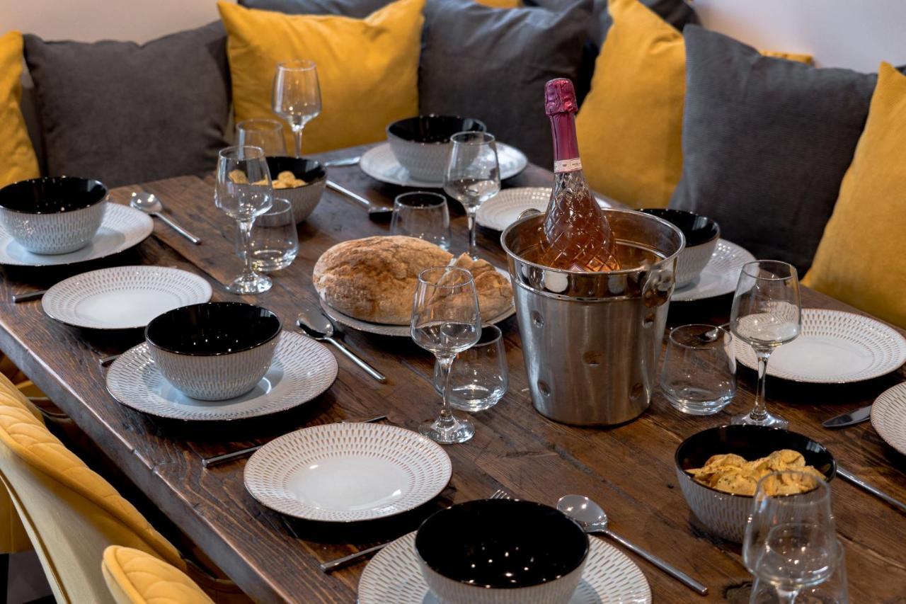 Luxurious Grand 6 Bedroom Home In Bath - Perfect For Groups & Sleeps 12! Kültér fotó
