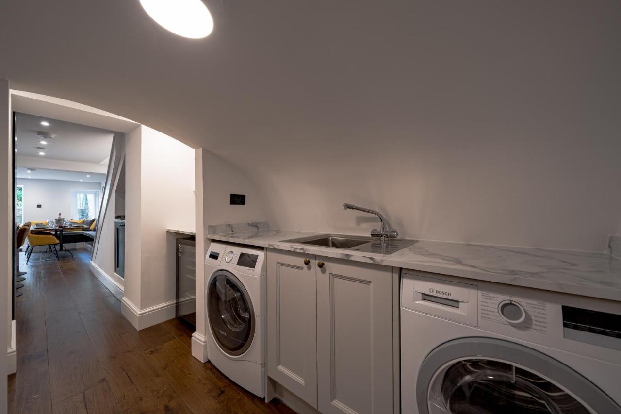 Luxurious Grand 6 Bedroom Home In Bath - Perfect For Groups & Sleeps 12! Kültér fotó