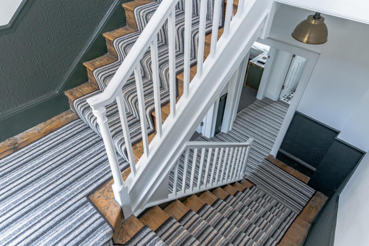 Luxurious Grand 6 Bedroom Home In Bath - Perfect For Groups & Sleeps 12! Kültér fotó